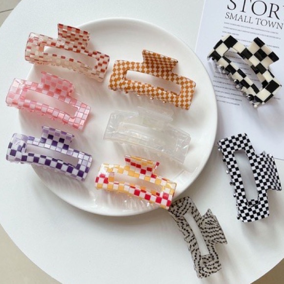 Checkered Claw Clips - Picture 1 of 5